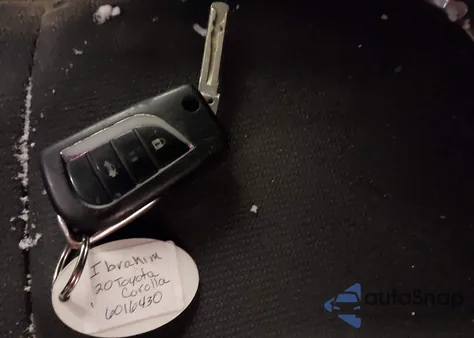 2020 Toyota Corolla Le z USA, uszkodzony, nr VIN JTDEPRAE8LJ030605